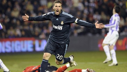 开云体育平台-意甲：那不勒斯3-0完胜博洛尼亚，奥斯梅恩表现出色，那不勒斯对阵博洛尼亚